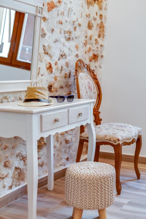 Hamam Suites Portou Chania  Buitenkant foto